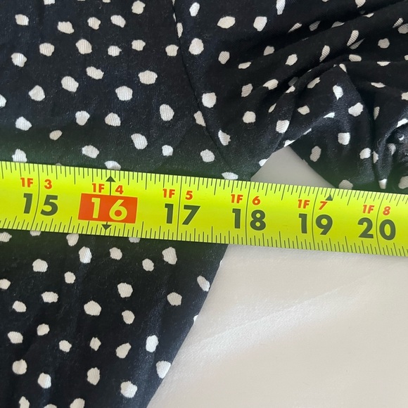 Ann Taylor Black and White Polka Dot Puff Sleeve Top - Picture 6 of 7